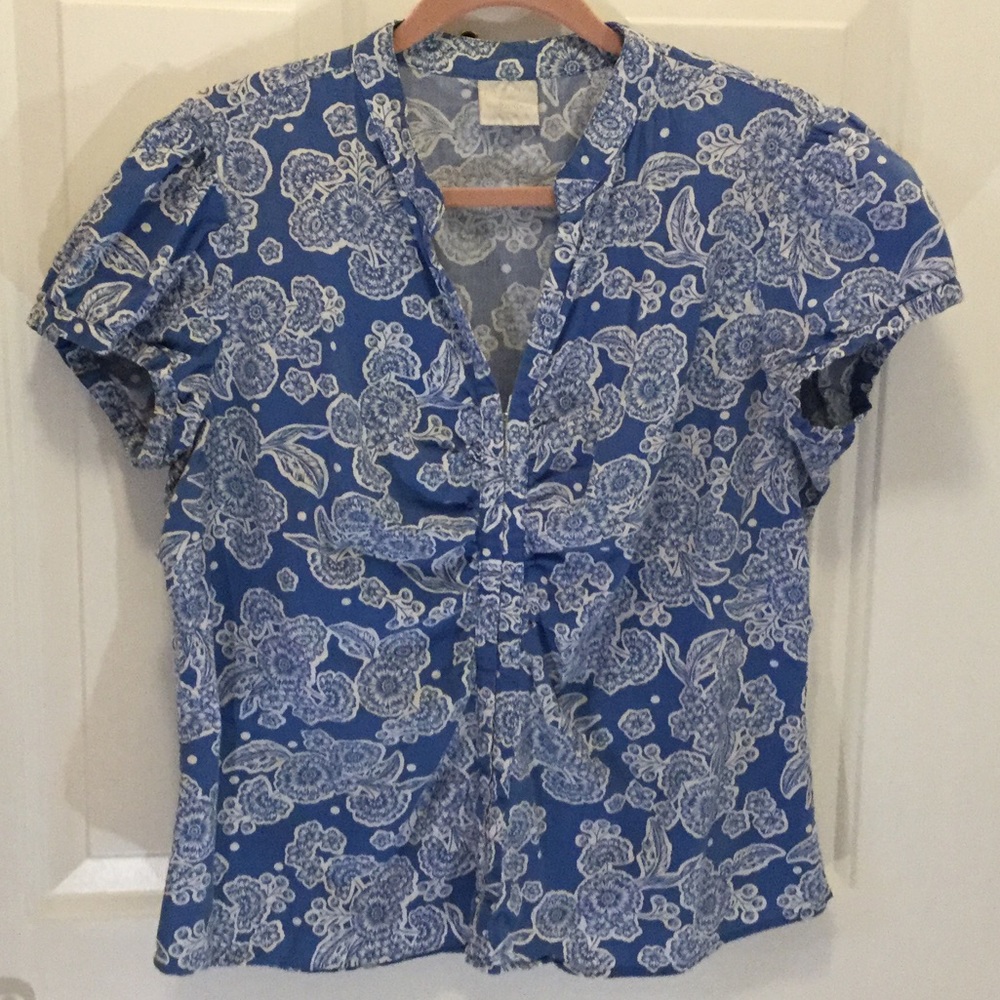 Blue & White Top w/hook & eye closure down front